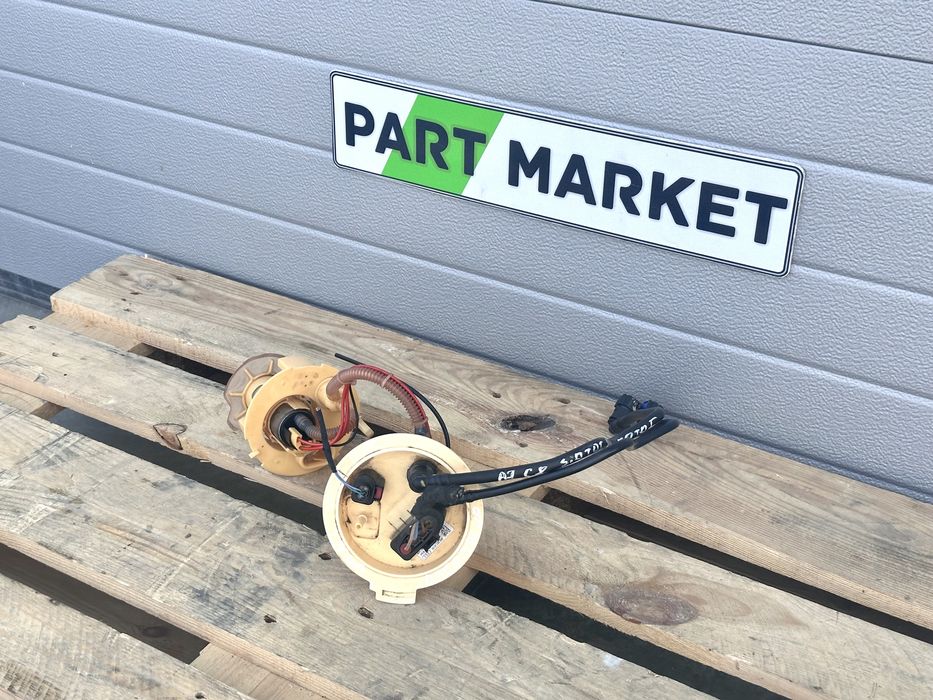 Дизелова помпа резервоар AUDI A6 A7 C8 4K0201317D