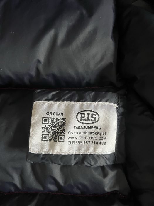 Vând geacă Parajumpers copii