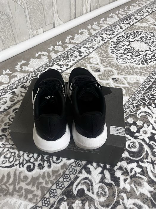 Продам крооссовки