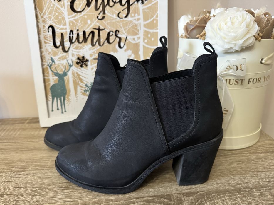 Велурени боти H&M