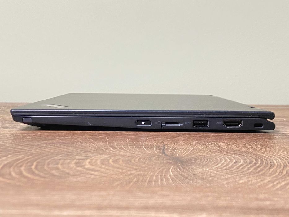 Лаптоп Lenovo Yoga X390, i5-8265U, 16 GB, 256GB NVME SSD, 13.3" TOUCH