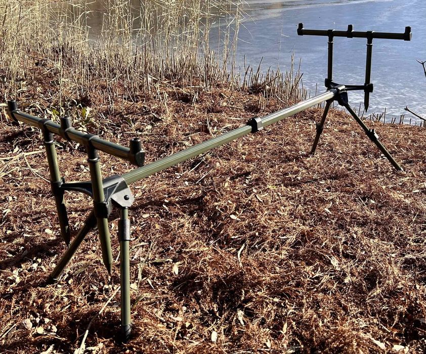„Нова стойка за 3 въдици Carp Pro Rod Pod 6105 – шарански риболов“