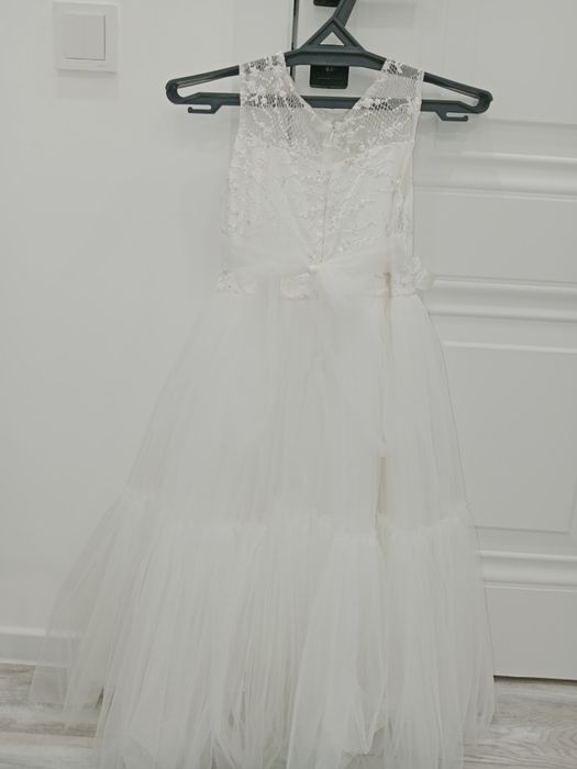 Продаётся белная платья