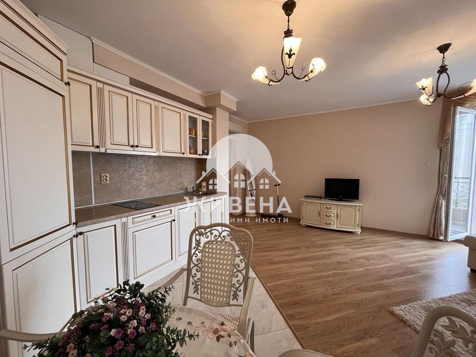 Луксозен 3-стаен апартамент, к.к.Слънчев бряг