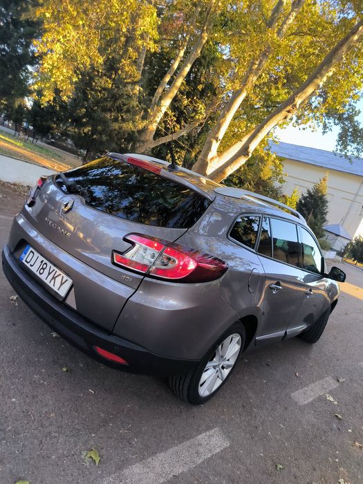 Renault Megane III Grandtour (Break), ediție limitată **FFR**, an 2012, motor **1.9 dCi 130 CP**