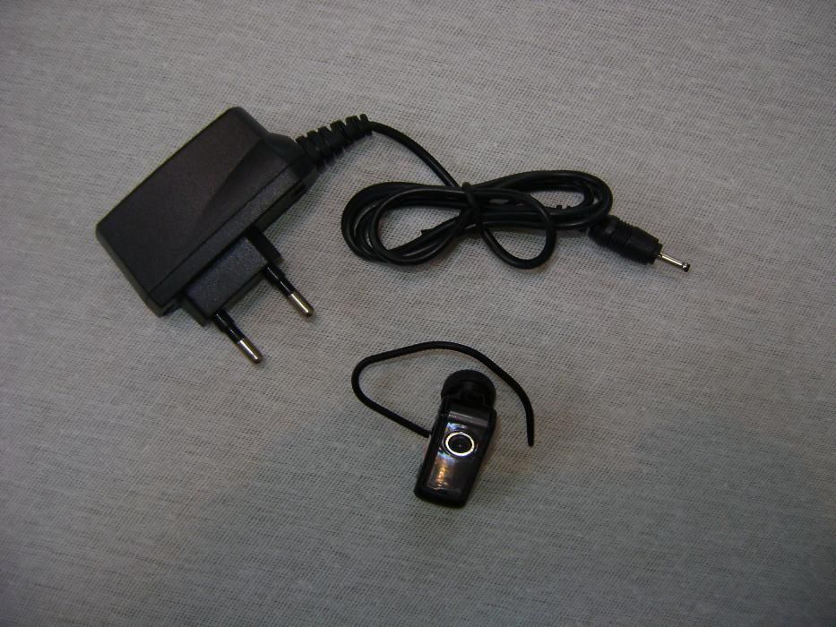 Блютуз-гарнитура Nokia