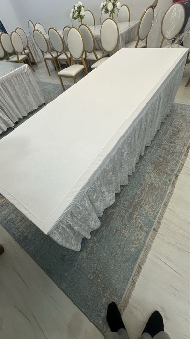 Продам стол б/у.