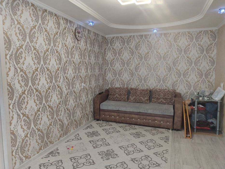 Продам двух комнатную квартиру