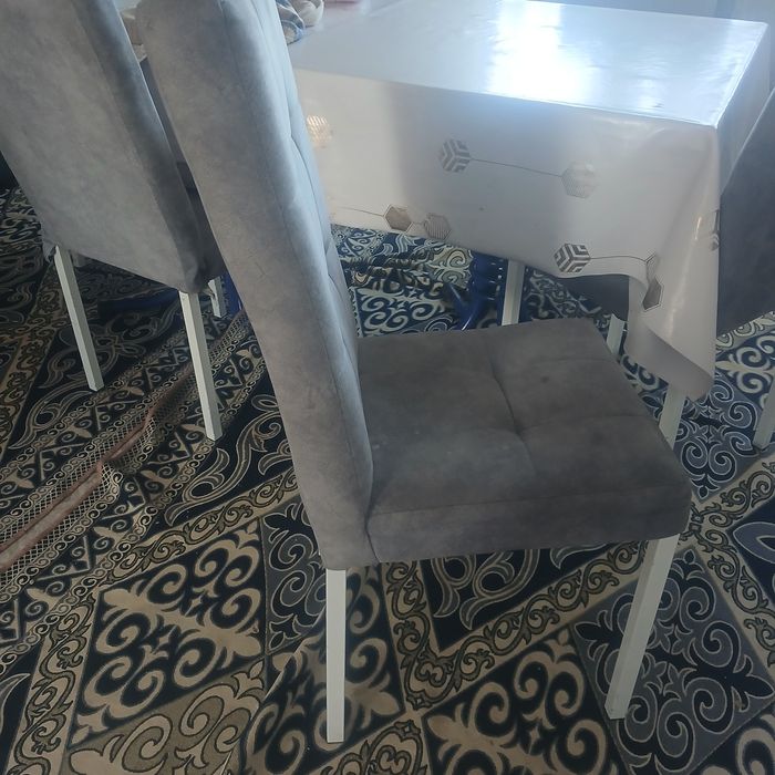 Стулья в хорошем состоянии