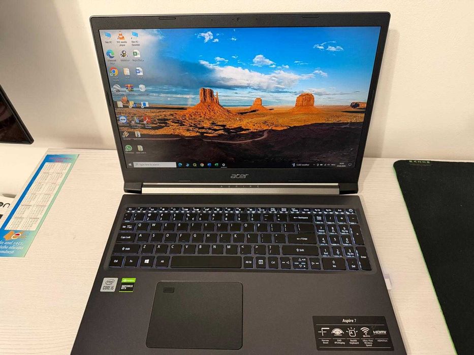 Laptop ACER i5-10th Gen, SSD 512 GB, 8 GB RAM, stare foarte bună