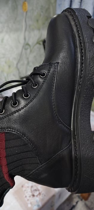 Продаются ботинки женские демисезонные из натуральной кожи