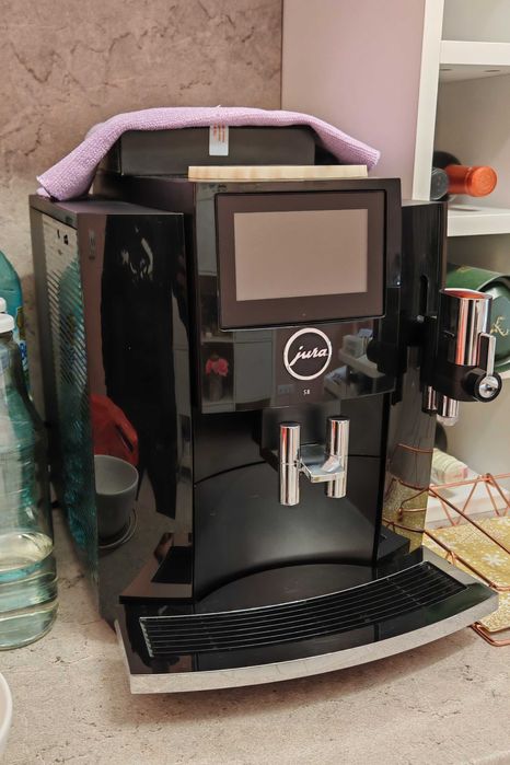 Кафе автомат JURA S8