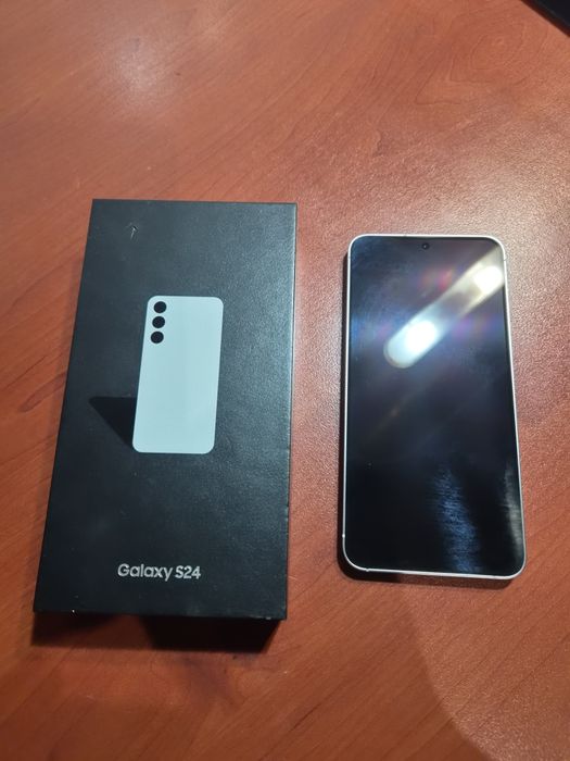 ПРОДАВАМ Samsung S 24