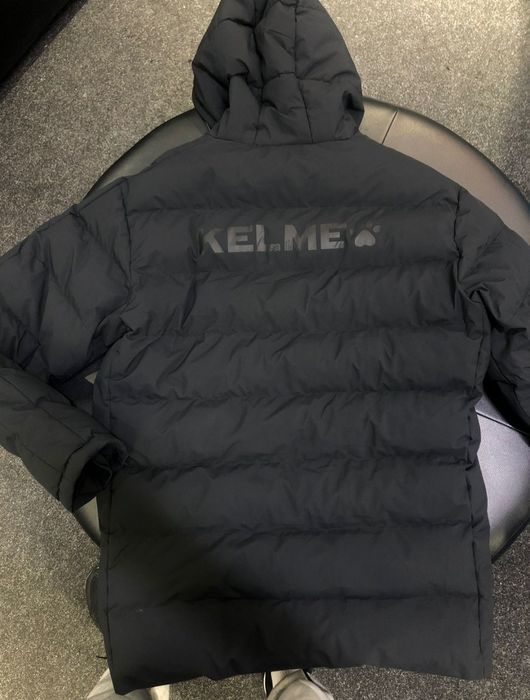 Пуховик KELME  размер 52 54