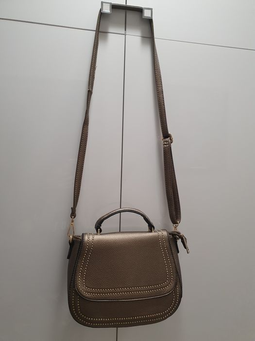 Чанта дамска през рамо бежава