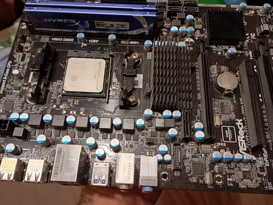 Дъно,Процесор,иРам-ДДР-3