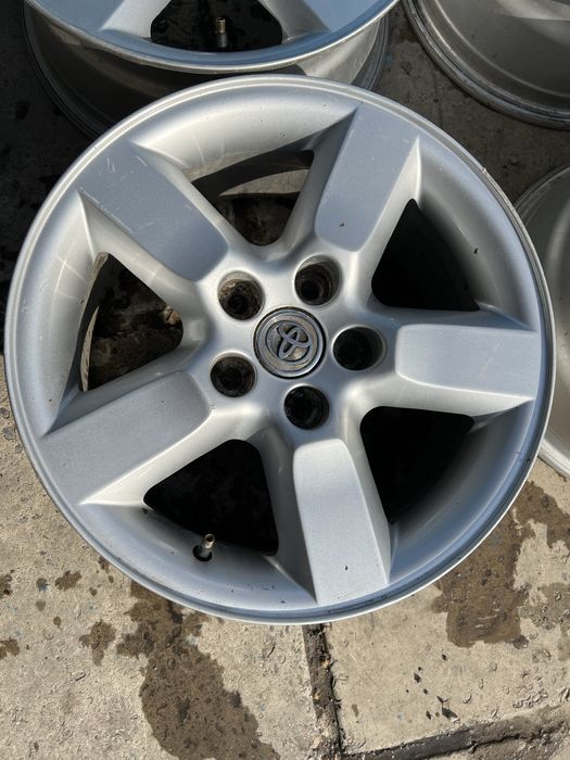 Диски на тоуота 5-114,3