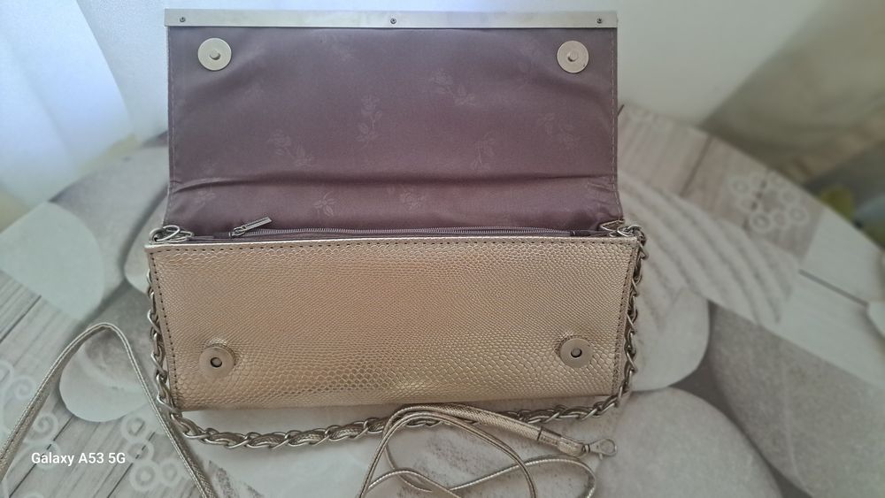 Дамская сумочка на той