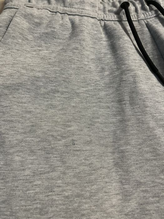 Оригинално долнище Nike tech