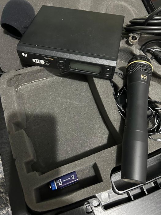 Microfon Wireless Electo- voice original