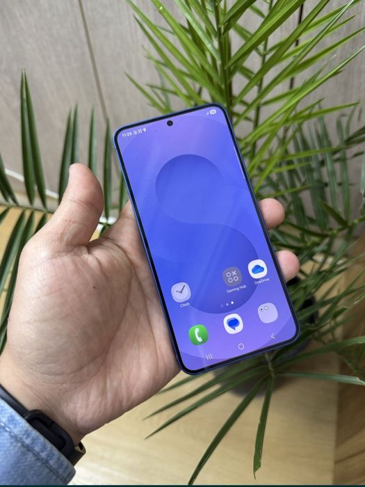 Telifon sotiladi uzim ishlatib yuripman xolati tiniq xolatda