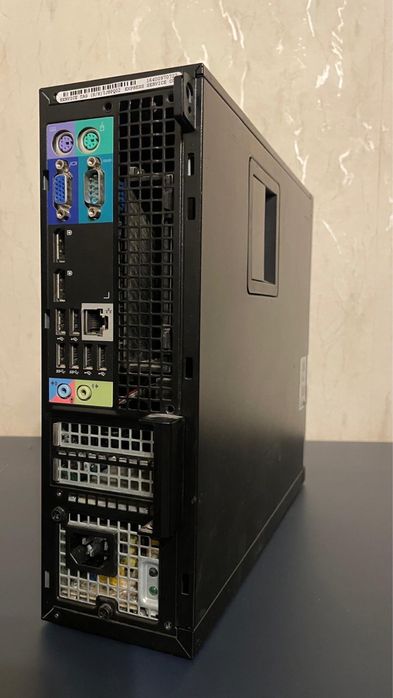 Dell OptiPlex 7010 с оригинален Windows