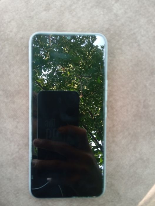 Продам телефон Tecno spark 8c