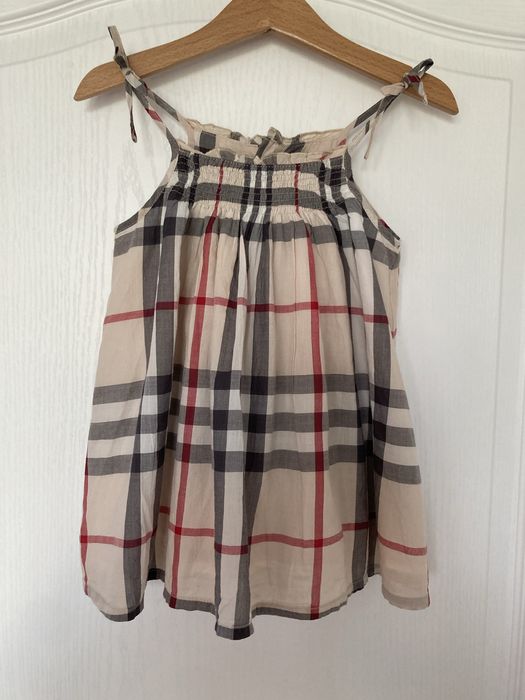 Burberry baby оригинална рокля