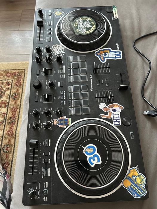 Pioneer DDJ-S1.