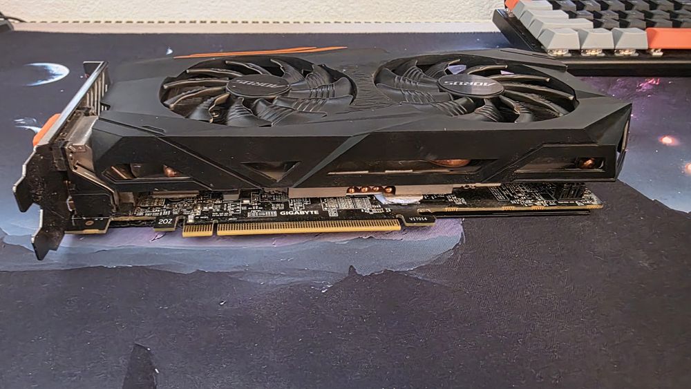 Placa video rx 570 4gb aorus
