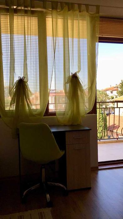 Дава се под наем Тристаен апартамент в Бургас, Сарафово - 115 кв.м за 300 € - Снимка #10