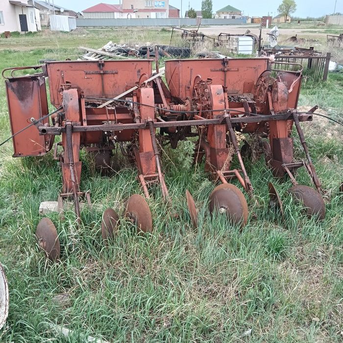 Картофелосажалка