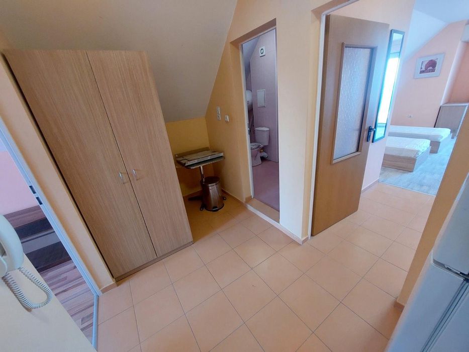 Продава се Двустаен апартамент в Бургас, Долно Езерово - 73 кв.м за 1507 €/кв.м - Снимка #6