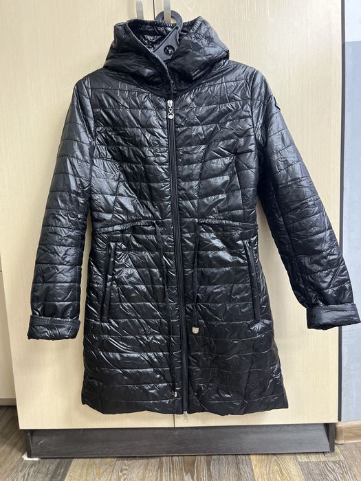 продам куртку на весну