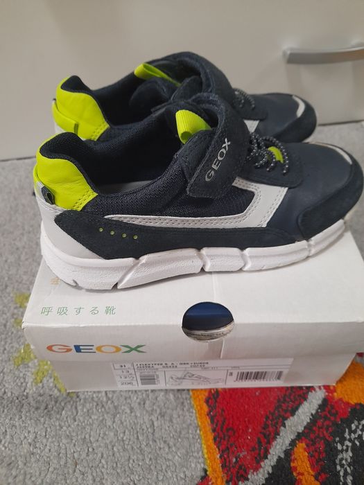 Обувки/маратонки Geox 31 номер