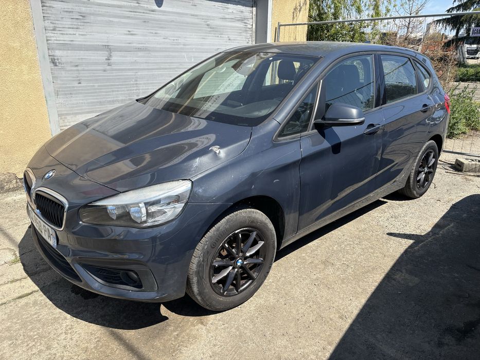 BMW 218 d Active Tourer на части