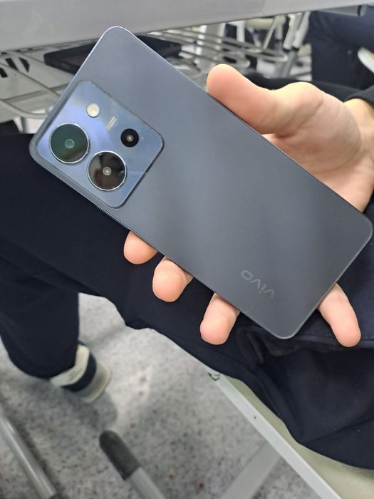 Продам телефон виво y36 16 оперативной памяти