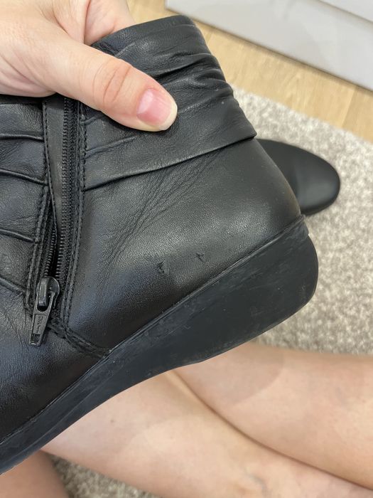 Дамски боти  ест. кожа Clarks 38