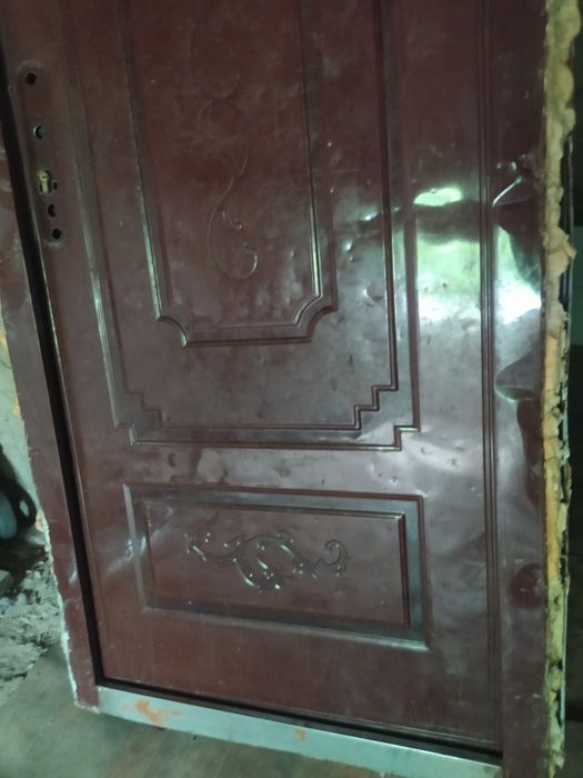 Дверь входная китайская