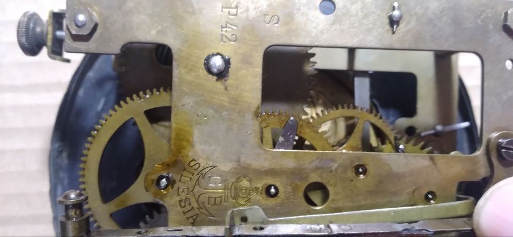 Часы старинные с боем