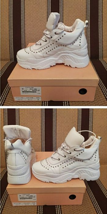 Кроссовки женские высокие