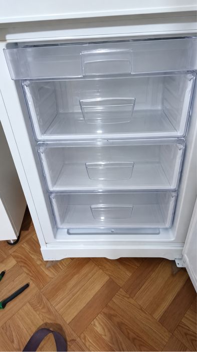 Холодильник INDESIT