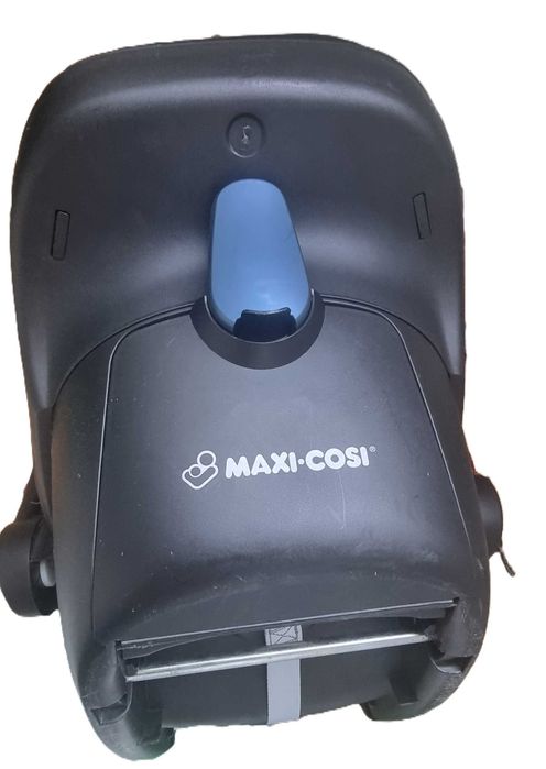 Детско столче за кола Maxi-Cosi Rock – Отлично състояние!