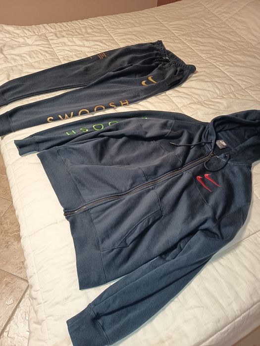 Vand trening Nike Swoosh