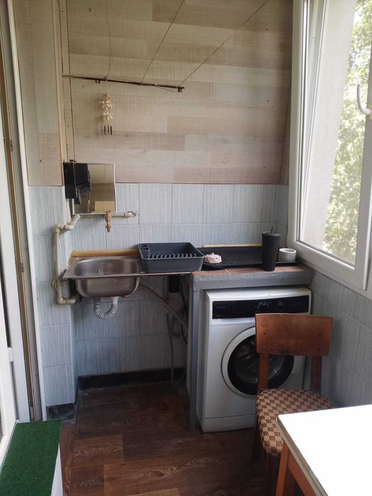 Дава се под наем  в Плевен, Широк център - 25 кв.м за 86.7 € - Снимка #3