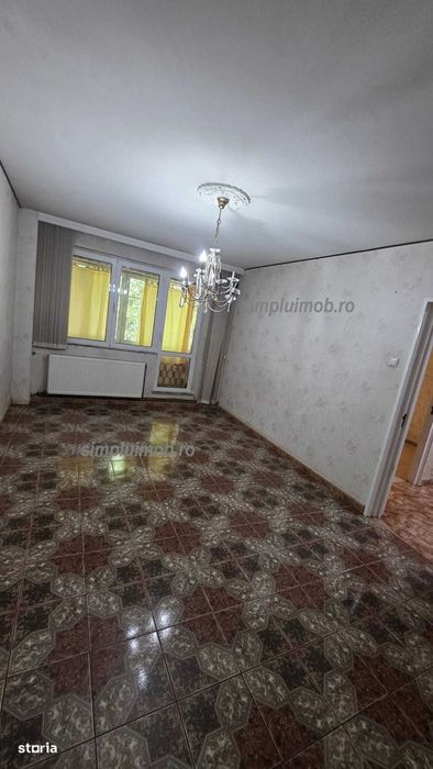 Decomandat 2 Camere, 1 Decembrie