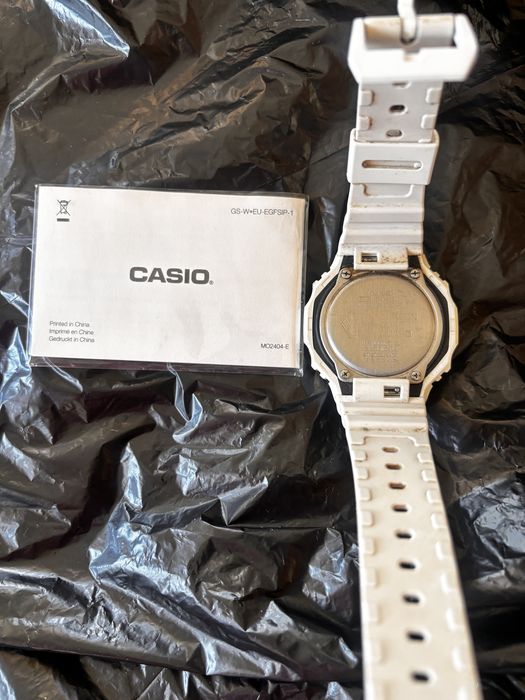 часовник g-shock