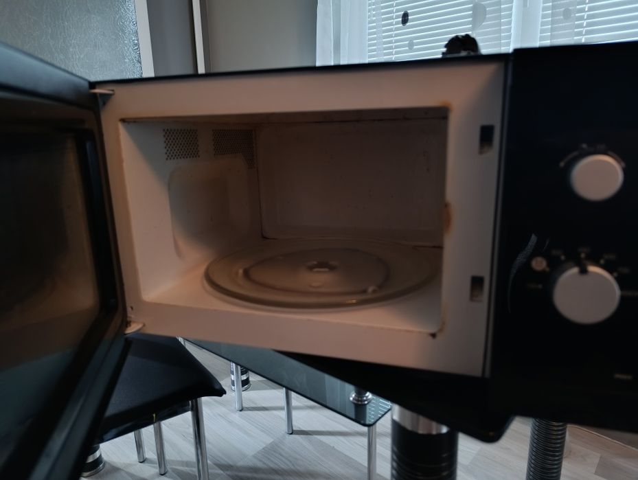 Микровълнова фурна 23 литра Samsung 850 W