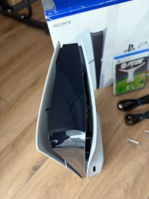 Sony PS5 Slim 1TB CFI-2016 / PlayStation 5 + FC 25 на диск