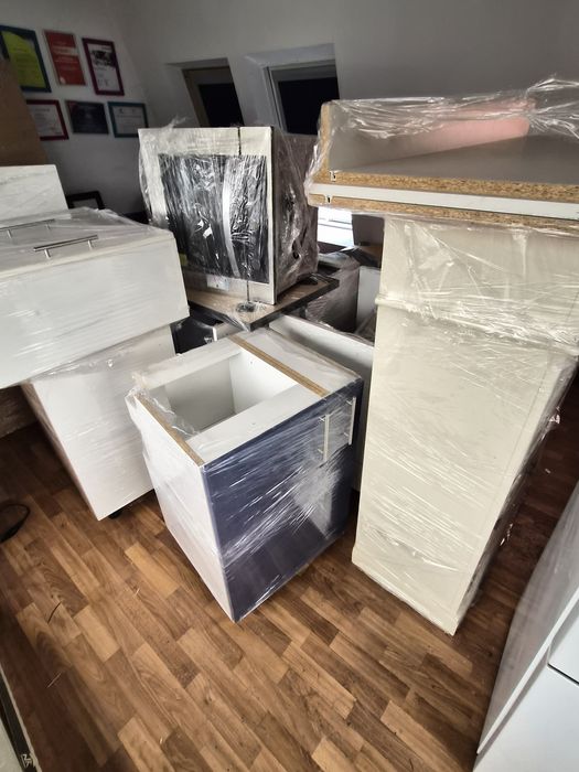 Vand mobila bucatarie noua, utilata complet cu electrocasnice noi